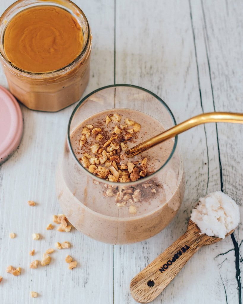 CREAMY PEANUT BUTTER SMOOTHIE | Tropeaka