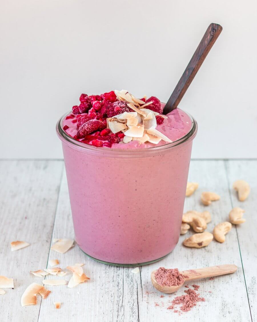 Raspberry Vanilla Cheesecake Smoothie
