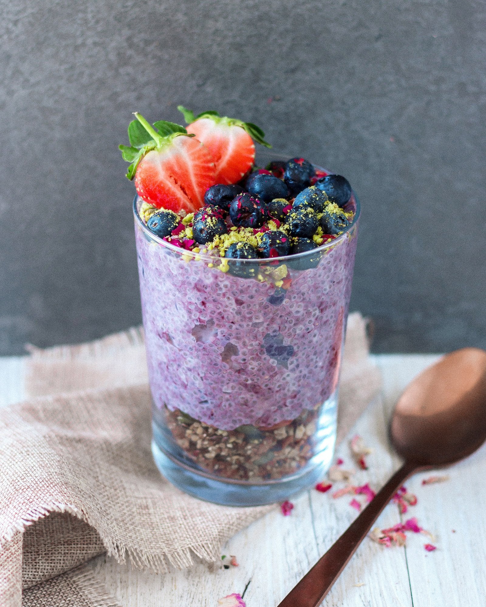 ACAI & COCONUT CHIA PUDDING | Tropeaka.com